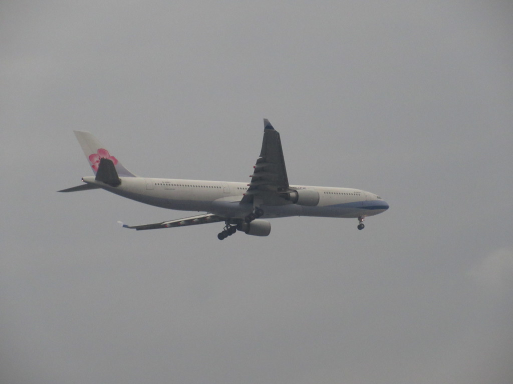 CHINA AIRLINEのアプローチ