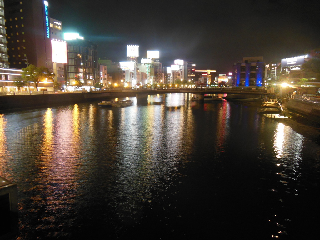 福岡中州の夜