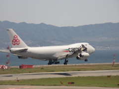 CARGO　LUX　B747の到着②