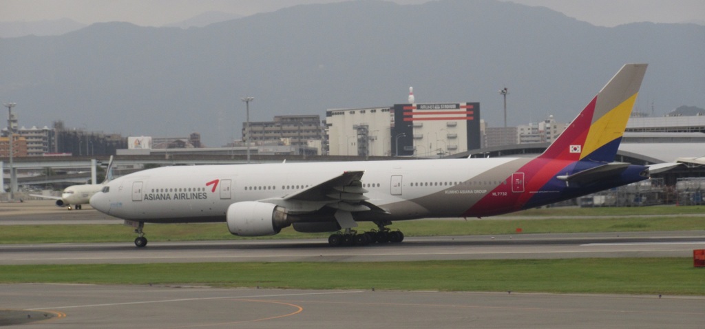 ASIANA　B777-200