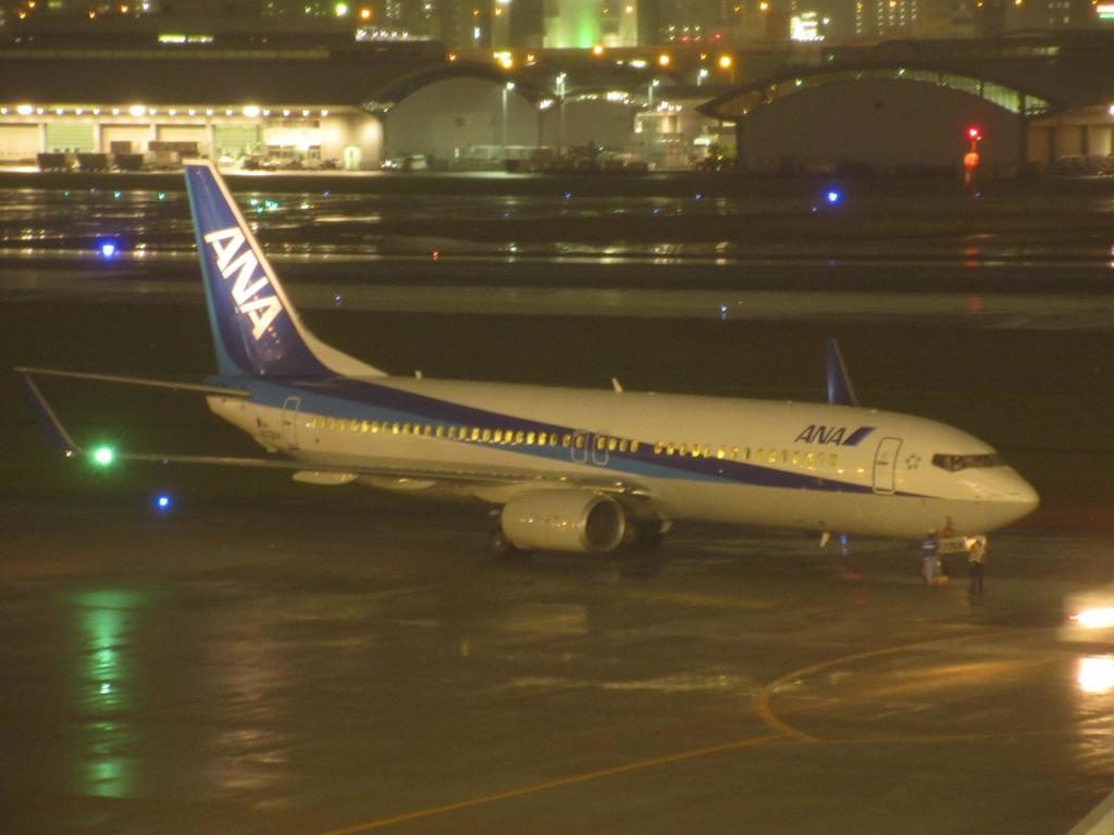 ANA　B737-800出発