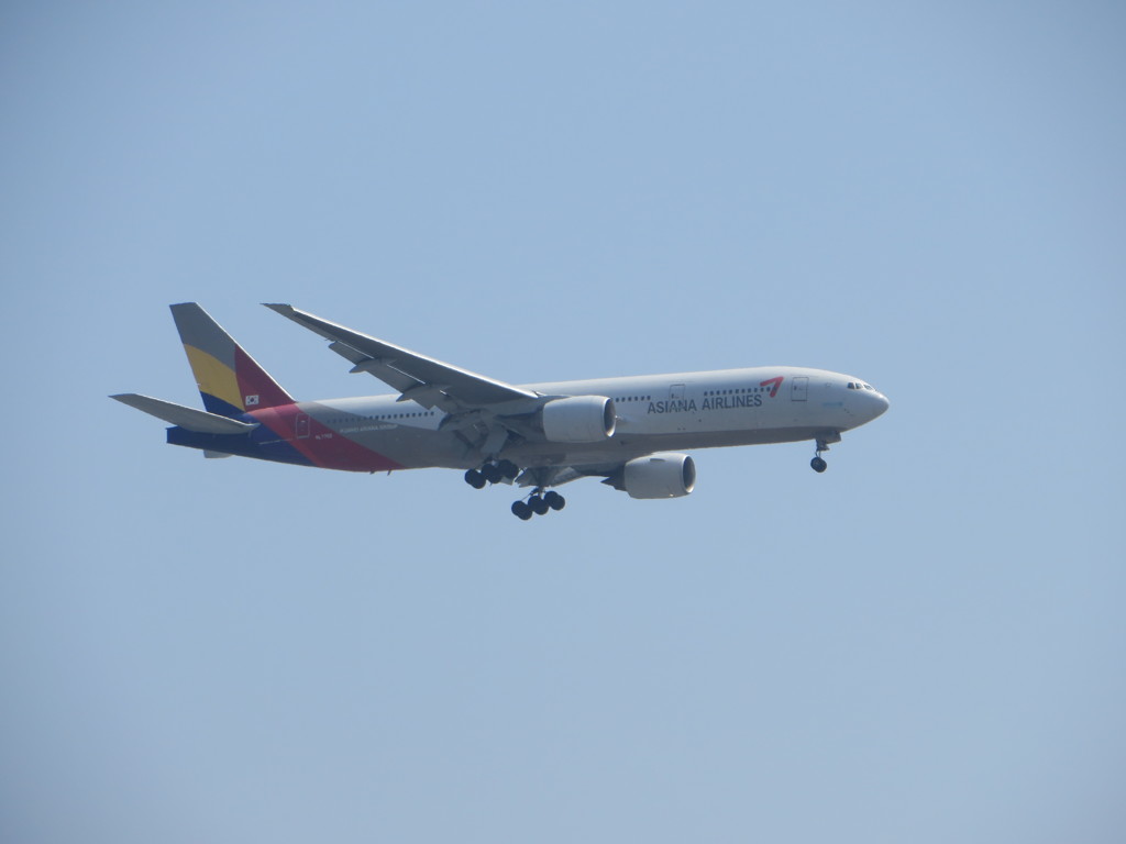 ASIANA AIRLINES到着