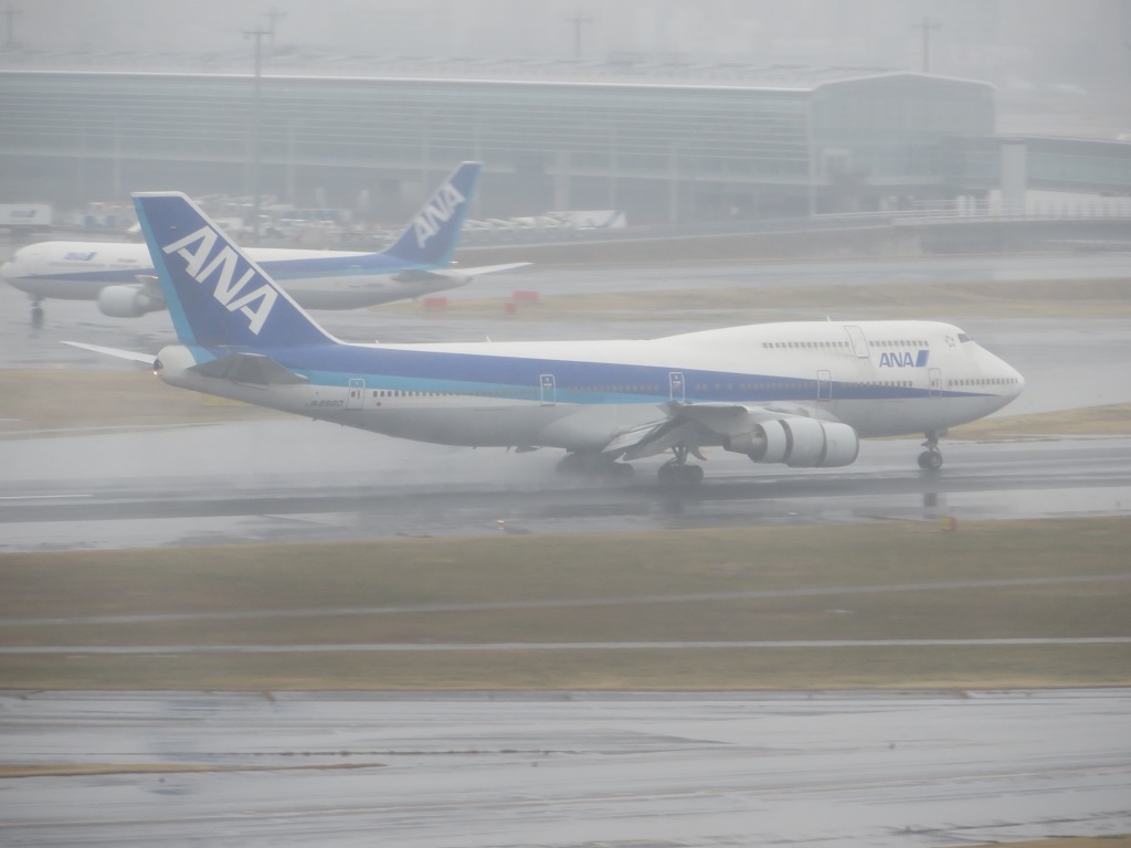 ANA　B747羽田到着③
