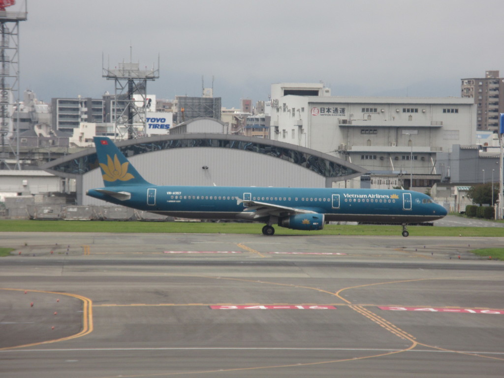 出発　ベトナム航空A321