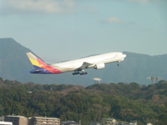 ASIANA　B777-200の離陸