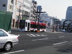 路面電車の走る長崎の光景