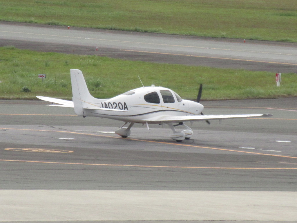 熊本空港の小型機③