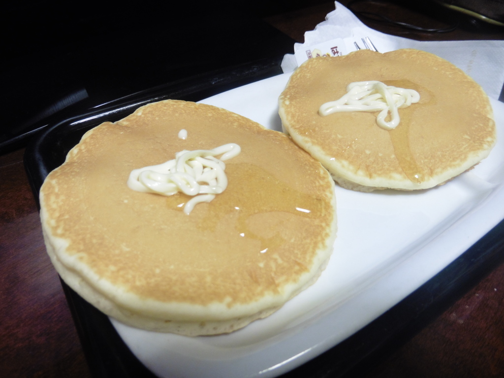 朝食のホットケーキ