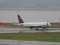 DELTA B757の離陸　N547US
