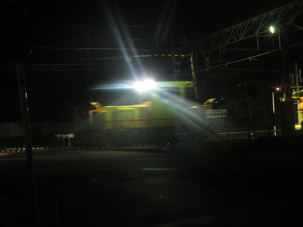 夜の保線作業