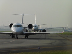 R34より見る飛行機の行列