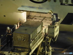 荷物積み込みの様子②