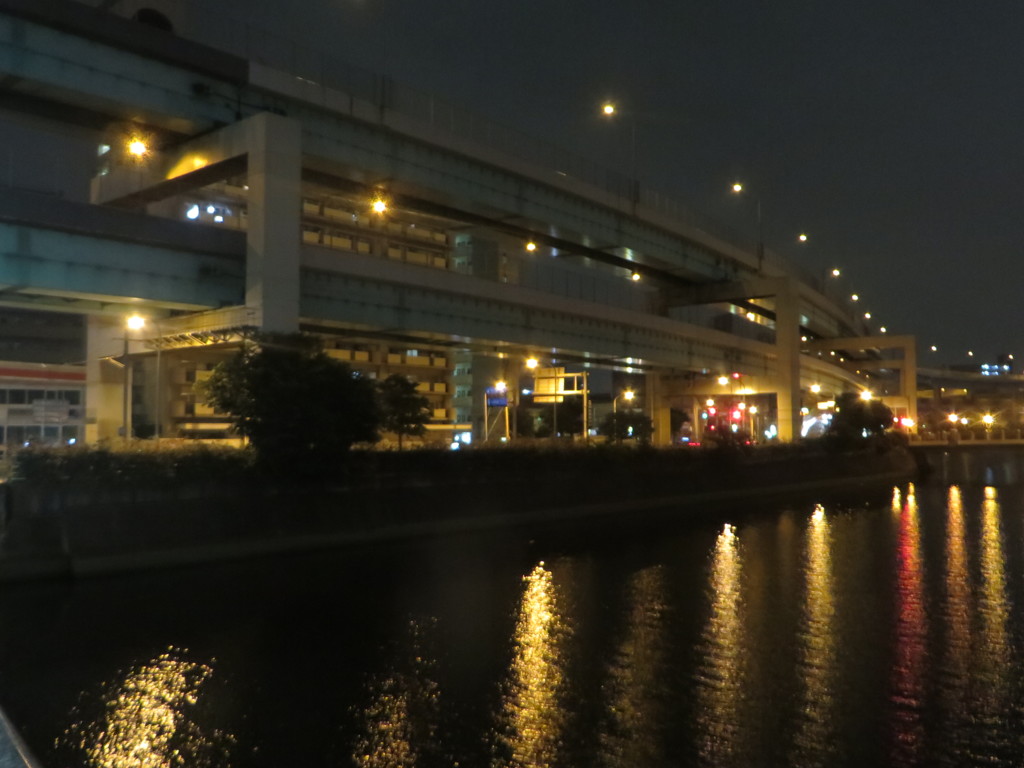 福岡の夜の都市高