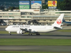 JAL　B767-300　JA622J着陸