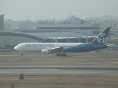 アジアアトランティック　B767-300到着②