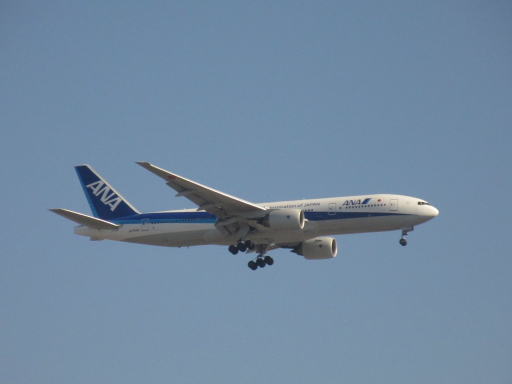 ランディング　ANA777