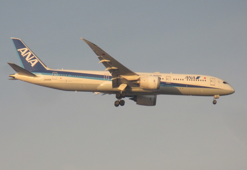 ANA  787-9  JA830A