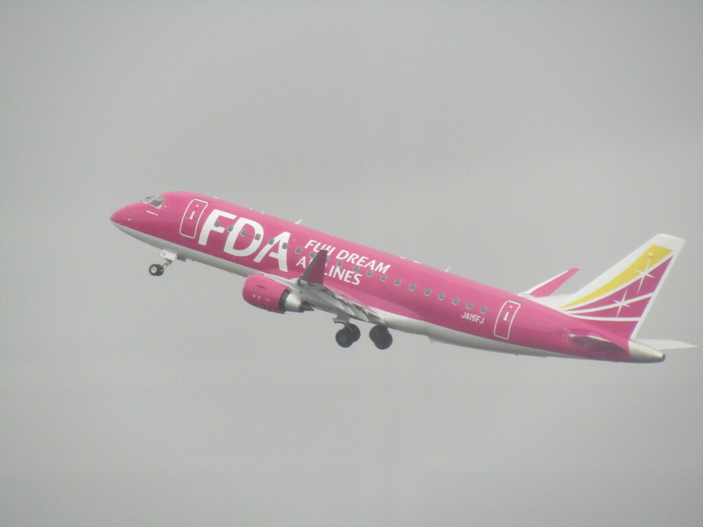 離陸　FDA  JA15FJ