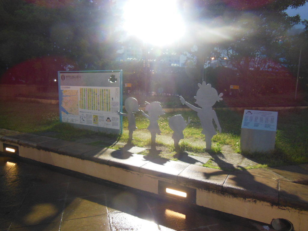 夕暮れと街灯　④