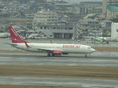 EATAR JET  737-800