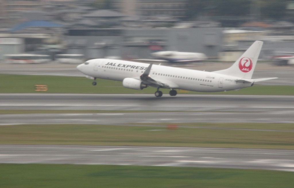 JAL　B737-800の離陸