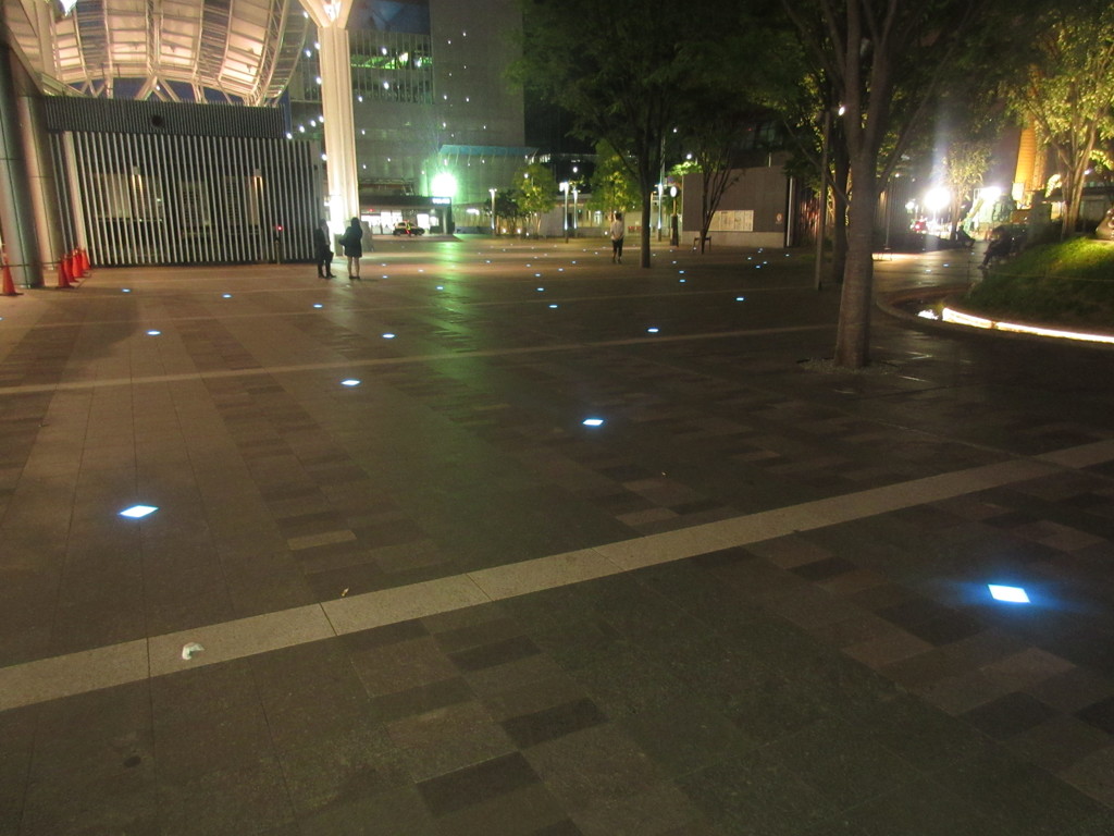 夜の博多シティ②