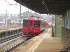 キハ１８５系の通過