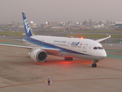 ANA  B787-9　②