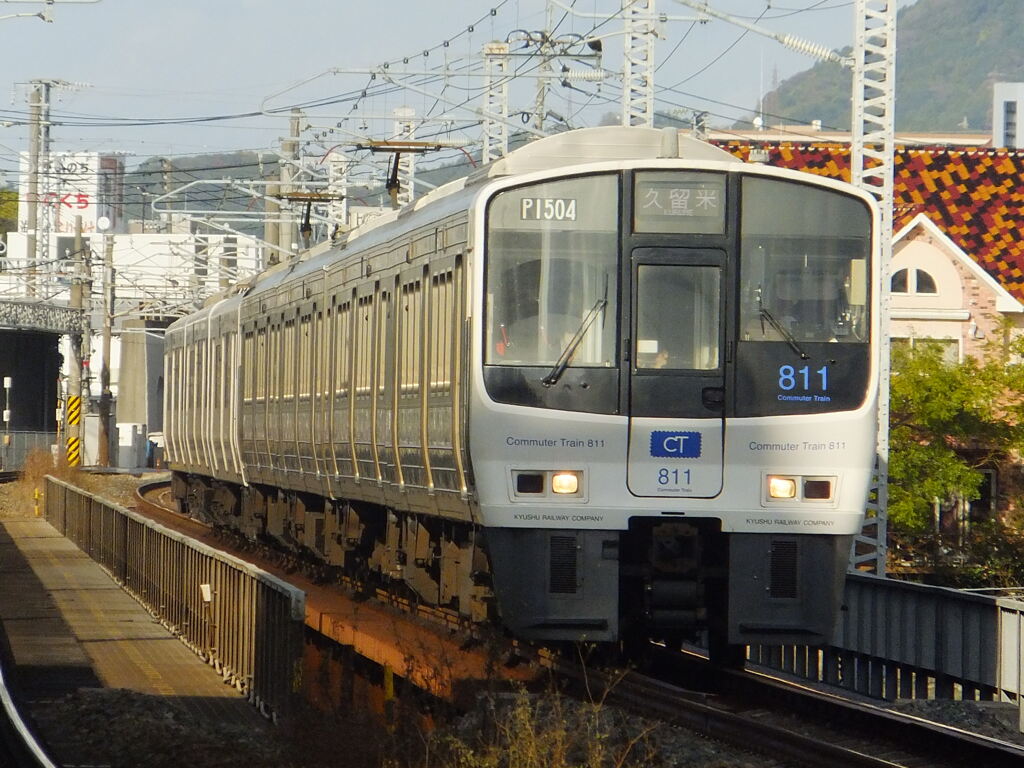 811系通過