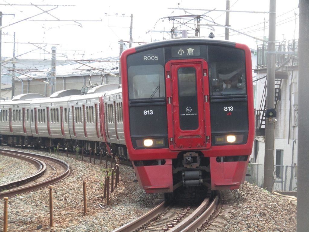 813系普通列車