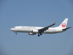 青空の下着陸③