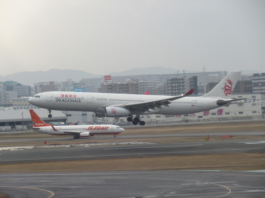 キャセイドラゴン　A330