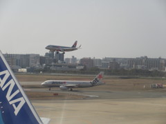 ２機重なったジェットスター