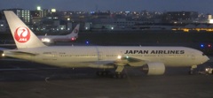 夜の空港にて②