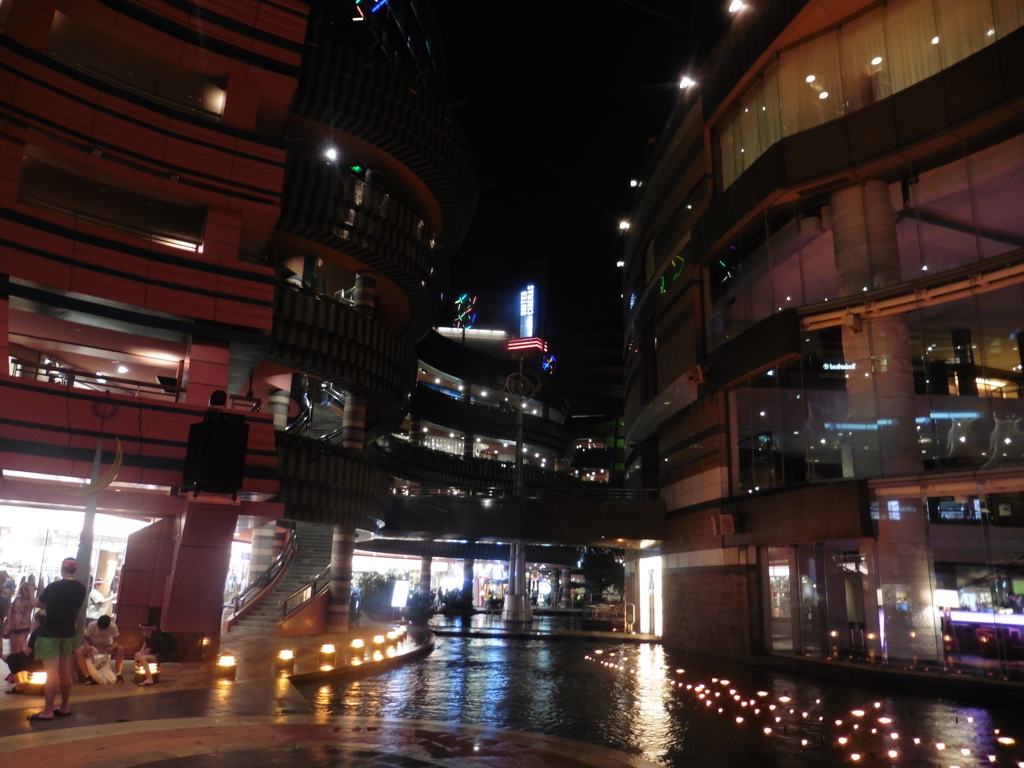 夜のキャナルシティより⑦