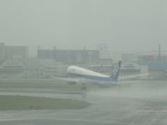 ANA　B767の離陸