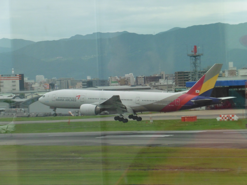 ASIANA　B777-200ER　HL7732着陸