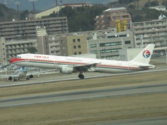 飛ぶCHINA EASTERN A321