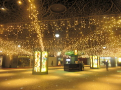 福岡市天神地下街でもイルミネーション点灯①