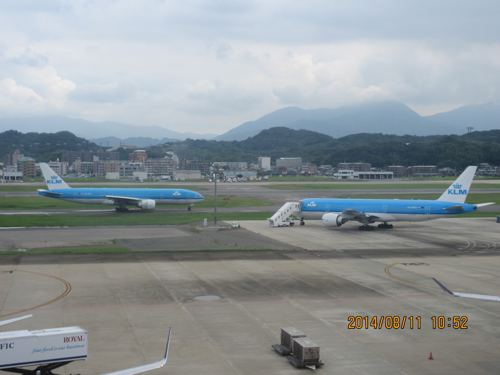 ２機重なったKLM①