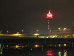 夜の博多ポートタワー