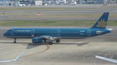 ベトナム航空　A321出発