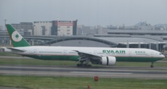 EVA AIR  B777-300ER