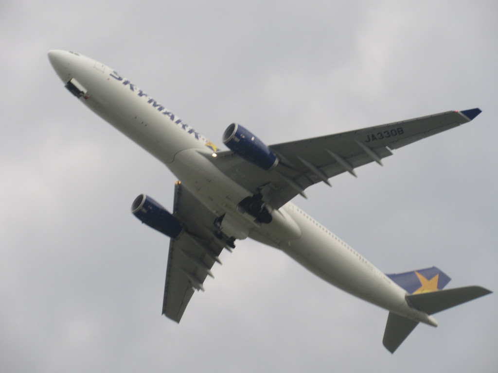 skymark A330 