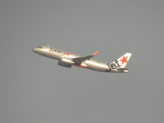 離陸　JET STARA JAPAN