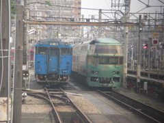 待機中のキハ47とキハ71