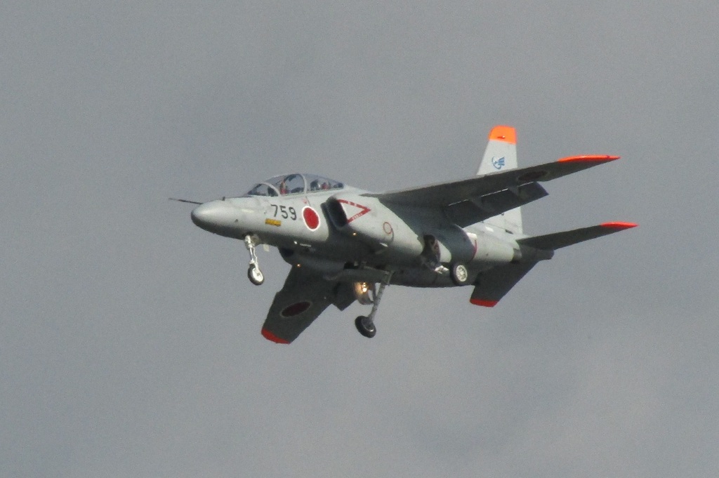 芦屋基地　T-4訓練飛行　②