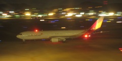 ASIANA　B767-300到着①