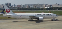 JAL　B777-200　ピンクリボンジェット　①