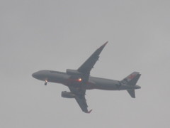 雨の中の着陸①